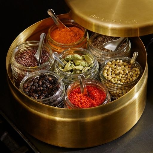 💡 Kitchen Hack: স্পাইসগুলোকে অনেকদিন টাটকা আর ঘ্রাণযুক্ত রাখার সহজ উপায়